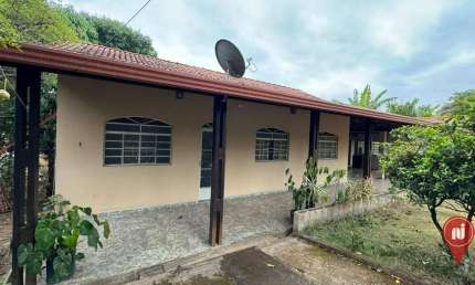 Casa com 3 dormitórios, 250 m² - venda por R$ 900.000,00 ou aluguel por R$ 2.500,00/mês - Jose Henriques - Brumadinho/MG