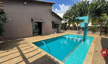 Casa com 4 dormitórios à venda, 360 m² por R$ 1.200.000,00 - Condomínio Serra dos Bandeirantes - Mário Campos/MG