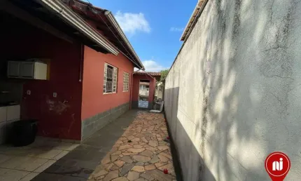 Casa com 3 dormitórios, 180 m² - venda por R$ 490.000,00 ou aluguel por R$ 2.010,00/mês - Grajaú - Brumadinho/MG