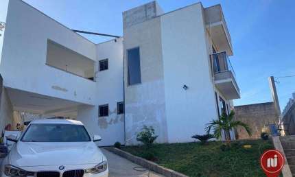 Casa semi-mobiliada com 4 dormitórios à venda, 245 m² por R$ 700.000 - Jardim Vera Cruz - Sarzedo/MG