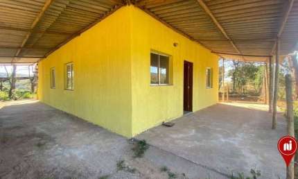 Casa com 2 dormitórios para alugar, 360 m² por R$ 1.200/mês - Vila das Amoreiras - Mário Campos/MG