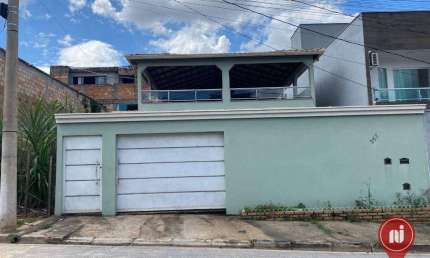 Casa com 2 dormitórios à venda, 200 m² por R$ 550.000 - Monte Verde - Betim/MG