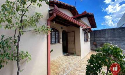 Casa com 3 dormitórios à venda, 150 m² por R$ 900.000,00 - Espírito Santo - Betim/MG