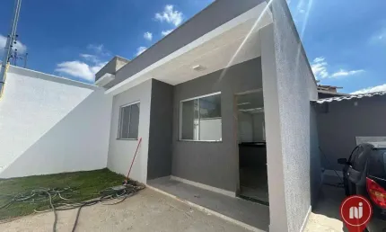 Casa com 2 dormitórios à venda, 54 m² por R$ 420.000 - Vila Verde - Betim/MG