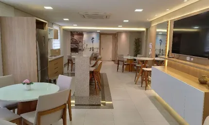 Ótimo apartamento amplo com 1 suíte mais 2 quartos à venda no bairro América em Joinville - SC por R$ 740.000,00