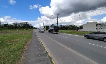 Ótimo terreno comercial e residencial com 433m² à venda no bairro Vila Nova em Joinville