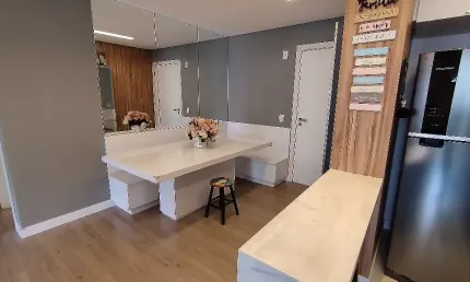Lindo apartamento com 2 quartos, sendo 1 suíte à venda no bairro Bom Retiro em Joinville - SC por R$ 520.000,00.