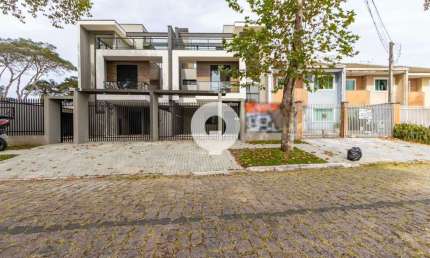 Triplex novinho no Pineville - espaço, conforto e acabamento de primeira!