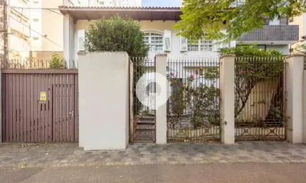 Casa com 2 quartos à venda na Avenida Iguaçu, 2939, Água Verde, Curitiba