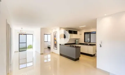 Apartamento com 2 quartos à venda na Rua Benedito Guil, 602, Capão da Imbuia, Curitiba