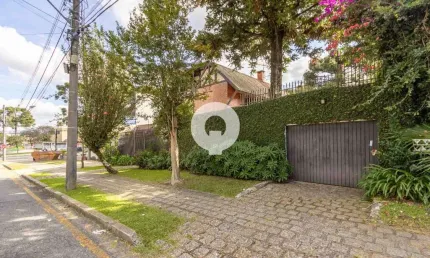 Casa versátil no bom retiro - ideal para uso comercial ou residencial, com 295 m² de área construída