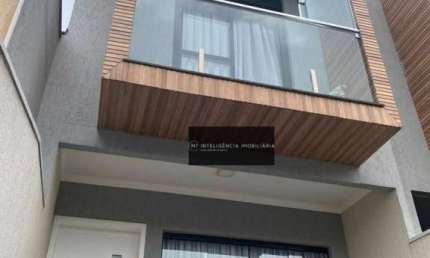 Lindo Sobrado no Carrão ! São 03 dormitórios sendo 01 suite com 03 vagas e área gourmet !!