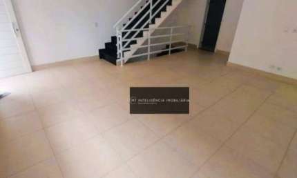 Excelente sobrado com 200 metros sendo 03 suites + 04 vagas + área gourmet em condominio fechado !!!