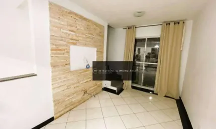 Excelente sobrado de condominio com 02 dormitórios + 02 vagas + piscina !!