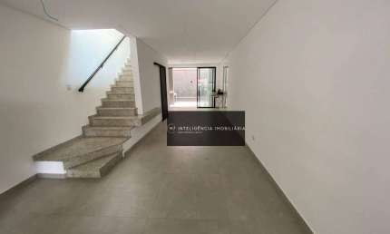 Maravilhoso Sobrado 03 dorms sendo 01 suite com 02 vagas mais área gourmet e conceito aberto com localização privilegiada !!!