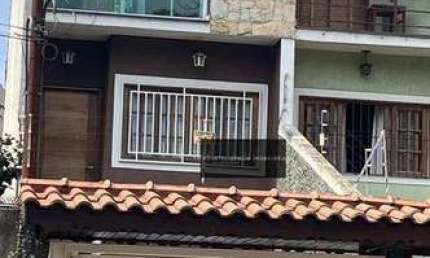 Excelente Sobrado Jd Nossa Senhora do Carmo com 03 dorms sendo 01 suite com 04 vagas de garagem e área gourmet