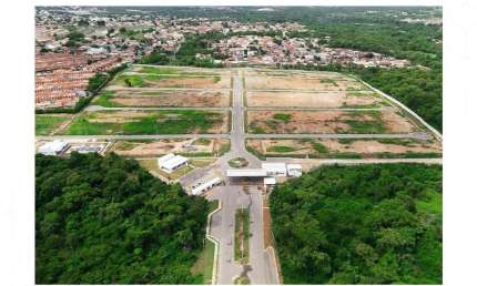 Terreno em condomínio fechado à venda na Avenida Portugal, Santa Rosa, Cuiabá