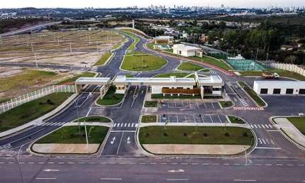 Terreno em condomínio fechado à venda na Rodovia Arquiteto Hélder Cândia, Ribeirão do Lipa, Cuiabá