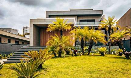 CASA MODERNA, 04 QUARTOS, Á VENDA EM ALPHAVILLE LAGOA DOS INGLESES.