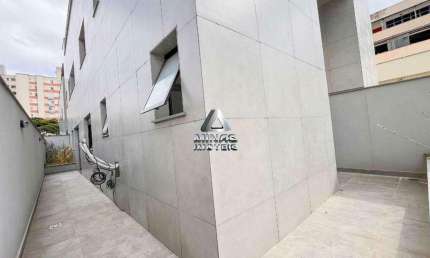 Linda área privativa no Santo Agostinho ao lado do Mater Dei