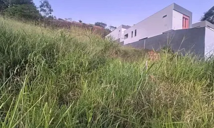 Terreno comercial à venda no Parque Jardim da Serra, Juiz de Fora 