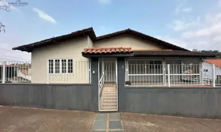 Casa duplex em terreno de esquina com 6 quartos no jardim da serra a venda por 890.000,00
