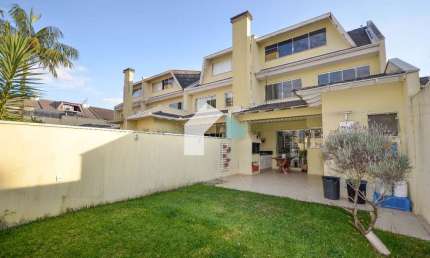 Casa com 4 quartos à venda na Rua Olinda Paula Botto de Barros, 136, Vista Alegre, Curitiba por R$ 895.000