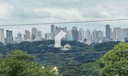 Casa com 3 quartos à venda na Rua Miguel Tschannerl, 121, Mercês, Curitiba por R$ 1.389.000