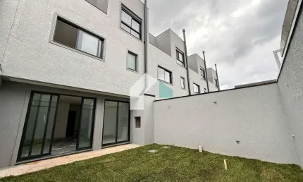 Casa com 3 quartos à venda na Rua Miguel Tschannerl, 216, Vista Alegre, Curitiba por R$ 1.376.000