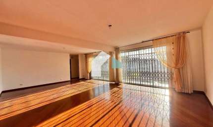 Casa com 4 quartos à venda na Rua Antônio Costa, 358, Vista Alegre, Curitiba por R$ 895.000