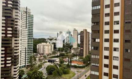 Apartamento com 4 quartos à venda na Rua Professor Pedro Viriato Parigot de Souza, 1609, Ecoville, Curitiba por R$ 2.200.000