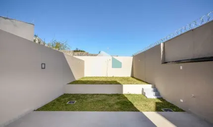 Casa com 3 quartos à venda na rua joão brasílio ribas, 66, vista alegre, curitiba por r$ 1.090.000