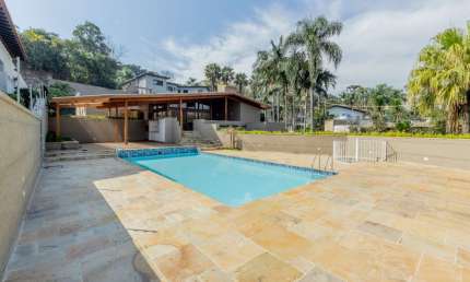 Sensacional casa tipo para venda em Vila Tramontano com 4 quartos, sendo 4 suítes, 800m²