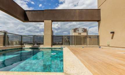 Confortável cobertura para venda em Moema com 4 quartos, sendo 4 suítes, 317m²