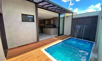 Casa no condomínio Condomínio Di Roma para venda com 3 quartos, sendo 1 suíte, 141m²