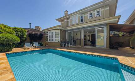 Casa no condomínio Residencial Monterey para venda com 4 quartos, sendo 2 suítes, 519m²