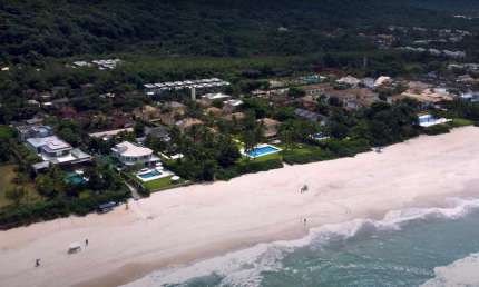 Casa no condomínio Condomínio Flat Village para venda com 3 quartos, sendo 1 suíte, 87m²