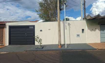 Agradável casa tipo para venda com 3 quartos, 110m²