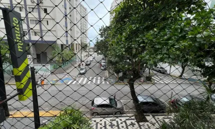 Confortável apartamento tipo para venda em Pitangueiras com 3 quartos, sendo 3 suítes, 90m²