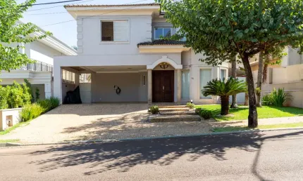 Casa no condomínio Guaporé 1 para venda com 5 quartos, sendo 4 suítes, 499m²