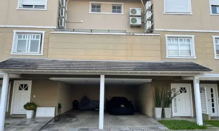 Casa em condomínio fechado com 4 quartos à venda na Rua Attílio Bilibio, 120, Jardim Carvalho, Porto Alegre por R$ 2.500.000