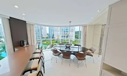 Apartamento com 3 quartos à venda na Rua Delfim Mário Pádua Peixoto, 350, Praia Brava, Itajaí