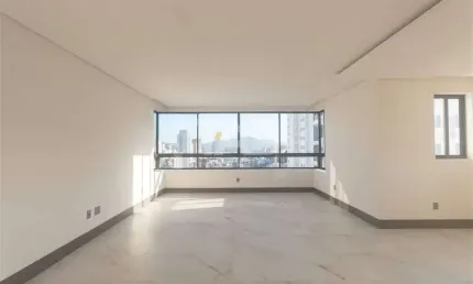 Apartamento com 3 suítes para venda no Centro de Balneário Camboriú