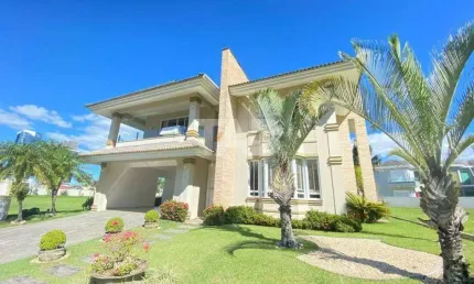 Casa para locar no condomínio Horizontal | Praia Brava