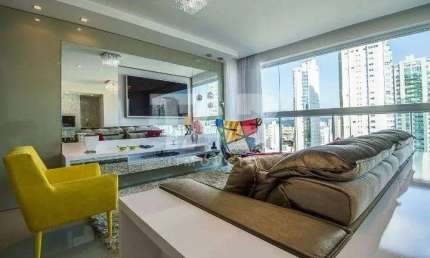 Apartamento com 3 quartos para alugar na Rua 3600, 133, Centro, Balneário Camboriú