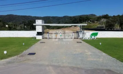 Terreno à venda na Rua Felipe João Anacleto, 1800, Praia Alegre, Penha