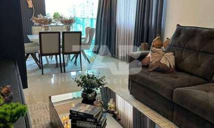 Apartamento à Venda no Edifício Royal Garden em Itapema