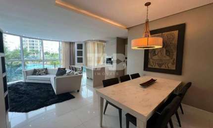 Apartamento com 4 quartos para alugar na Rua Delfim Mário Pádua Peixoto, 350, Praia Brava, Itajaí