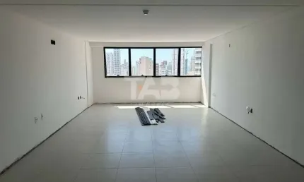 Sala comercial à venda na Rua 1500, 820S, Centro, Balneário Camboriú