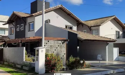 Casa de Condomínio com 4 quartos à venda em Parnamirim